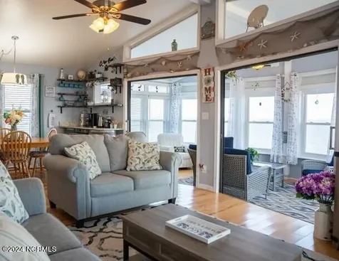 414 Driftwood Drive Elizabeth City NC 27909