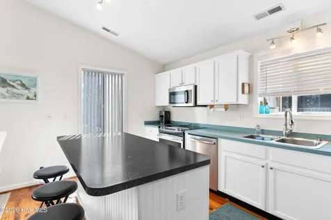 101 SE 24th Street Oak Island NC 28465