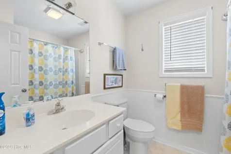 101 SE 24th Street Oak Island NC 28465