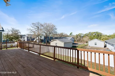 101 SE 24th Street Oak Island NC 28465