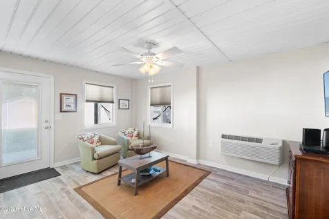 101 SE 24th Street Oak Island NC 28465