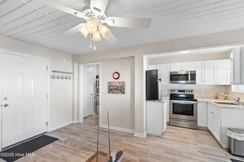101 SE 24th Street Oak Island NC 28465