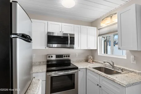 101 SE 24th Street Oak Island NC 28465