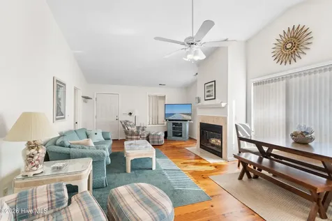 101 SE 24th Street Oak Island NC 28465