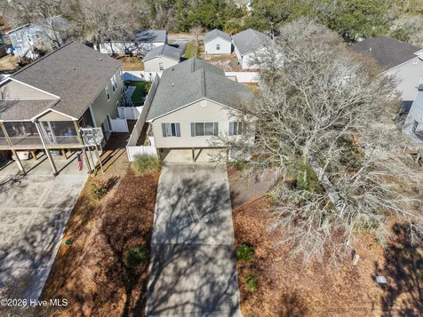 101 SE 24th Street Oak Island NC 28465