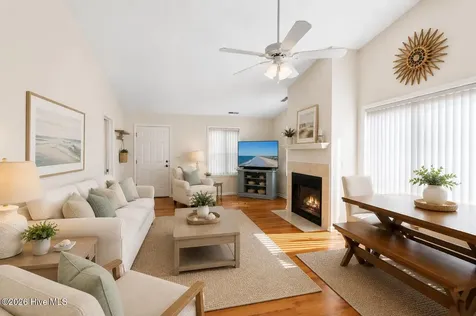 101 SE 24th Street Oak Island NC 28465