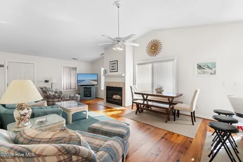 101 SE 24th Street Oak Island NC 28465