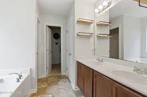 206 Landover Drive Richlands NC 28574