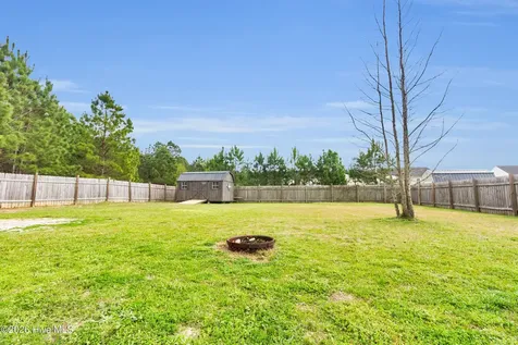 206 Landover Drive Richlands NC 28574
