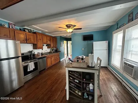 411 Spartanburg Avenue Carolina Beach NC 28428