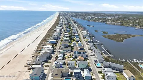 105 Periwinkle Lane Carolina Beach NC 28428