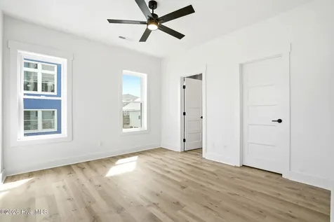 105 Periwinkle Lane Carolina Beach NC 28428
