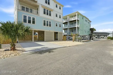 105 Periwinkle Lane Carolina Beach NC 28428