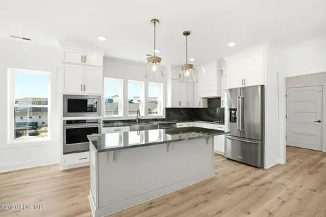 105 Periwinkle Lane Carolina Beach NC 28428