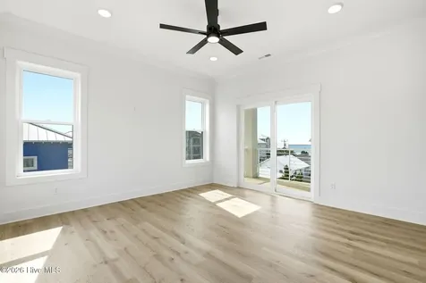 105 Periwinkle Lane Carolina Beach NC 28428
