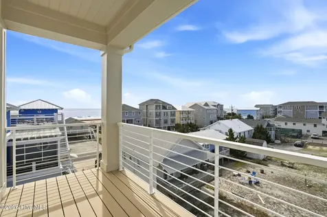 105 Periwinkle Lane Carolina Beach NC 28428