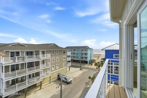 105 Periwinkle Lane Carolina Beach NC 28428