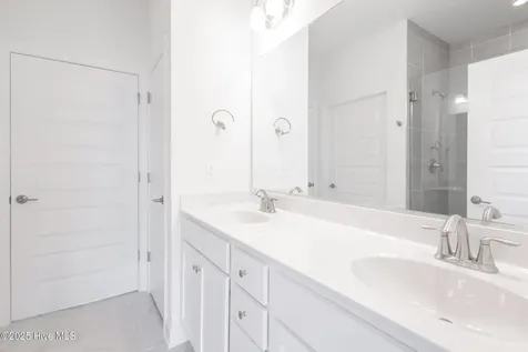 1037 Fawn Valley Way Wilmington NC 28409