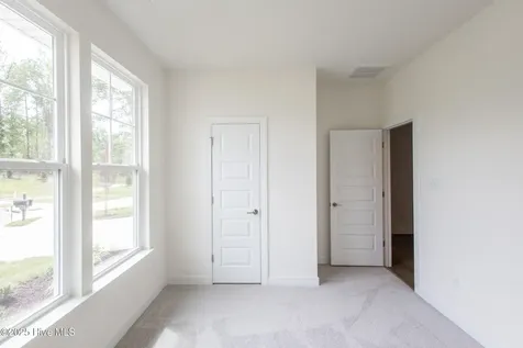 1037 Fawn Valley Way Wilmington NC 28409