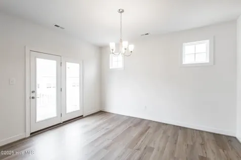1037 Fawn Valley Way Wilmington NC 28409