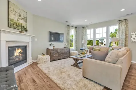 1020 Fawn Valley Way Wilmington NC 28409