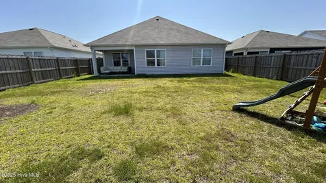 1146 King Eider Way Winnabow NC 28479