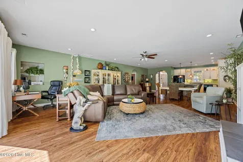 641 Edgewood Avenue Newport NC 28570