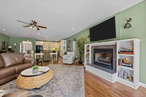 641 Edgewood Avenue Newport NC 28570