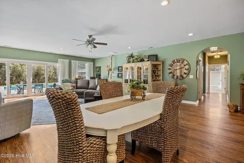 641 Edgewood Avenue Newport NC 28570