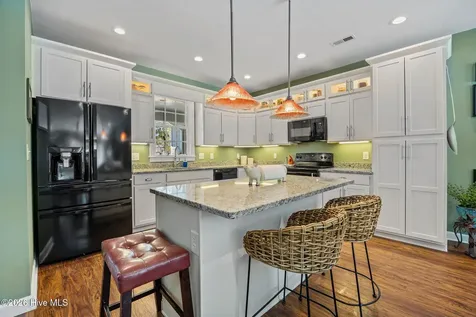 641 Edgewood Avenue Newport NC 28570