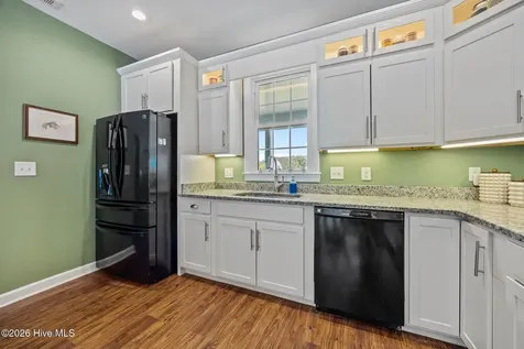 641 Edgewood Avenue Newport NC 28570