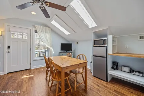 641 Edgewood Avenue Newport NC 28570