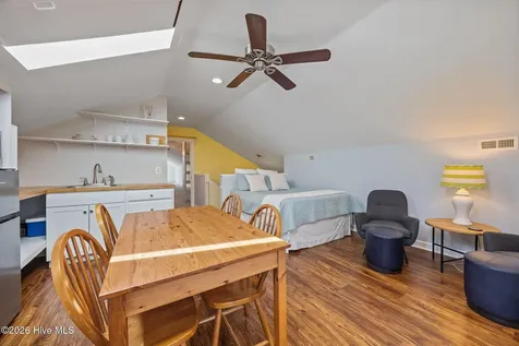 641 Edgewood Avenue Newport NC 28570