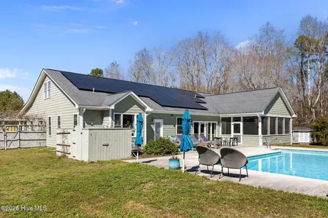 641 Edgewood Avenue Newport NC 28570