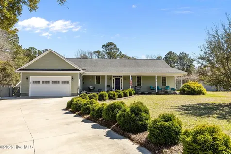 641 Edgewood Avenue Newport NC 28570