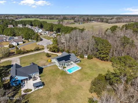 641 Edgewood Avenue Newport NC 28570