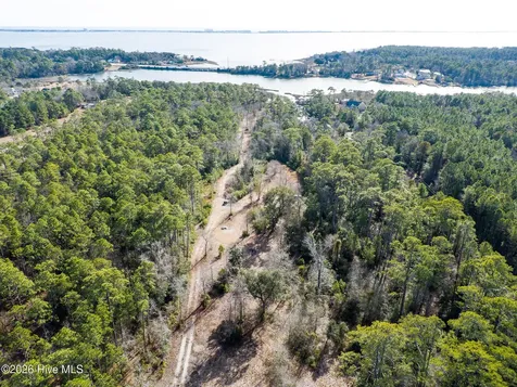 385 Old Swansboro Road Newport NC 28570