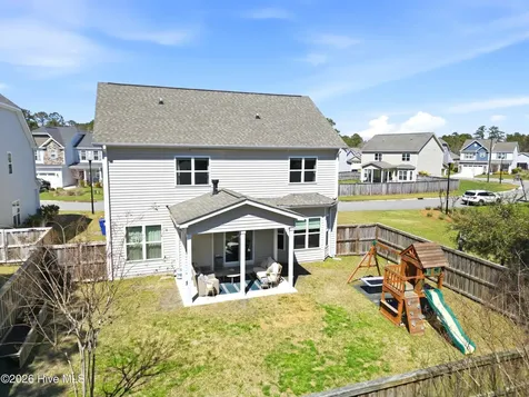 47 Peoples Court Hampstead NC 28443