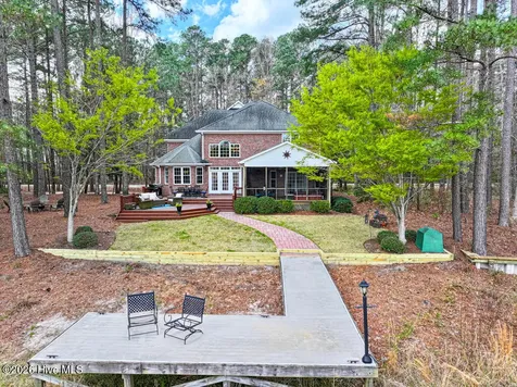 793 Daphne Lane Vass NC 28394