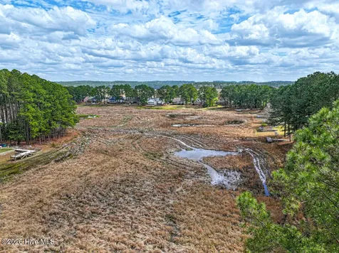 793 Daphne Lane Vass NC 28394