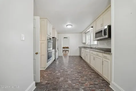201 N Linden Street Woodland NC 27897