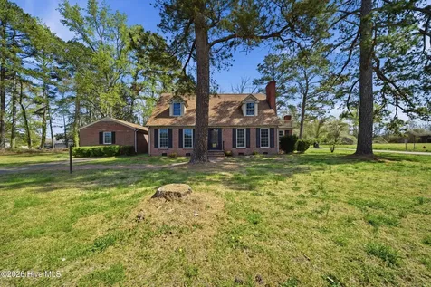 201 N Linden Street Woodland NC 27897