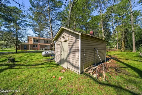 201 N Linden Street Woodland NC 27897