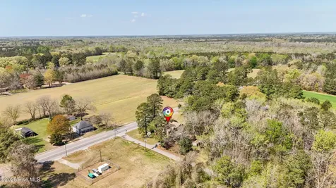 201 N Linden Street Woodland NC 27897