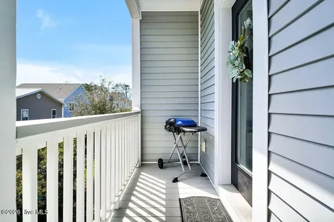106 SE 40th Street Oak Island NC 28465