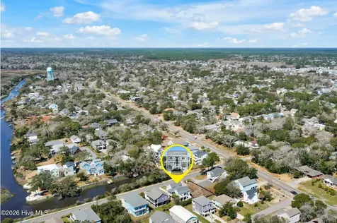 106 SE 40th Street Oak Island NC 28465