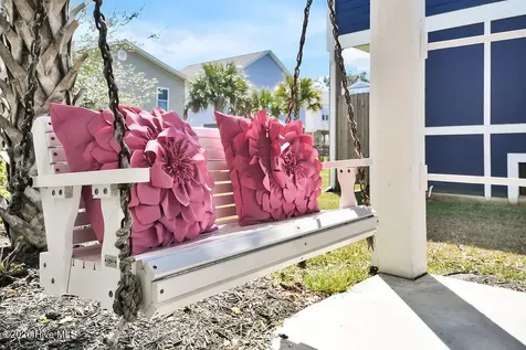 106 SE 40th Street Oak Island NC 28465