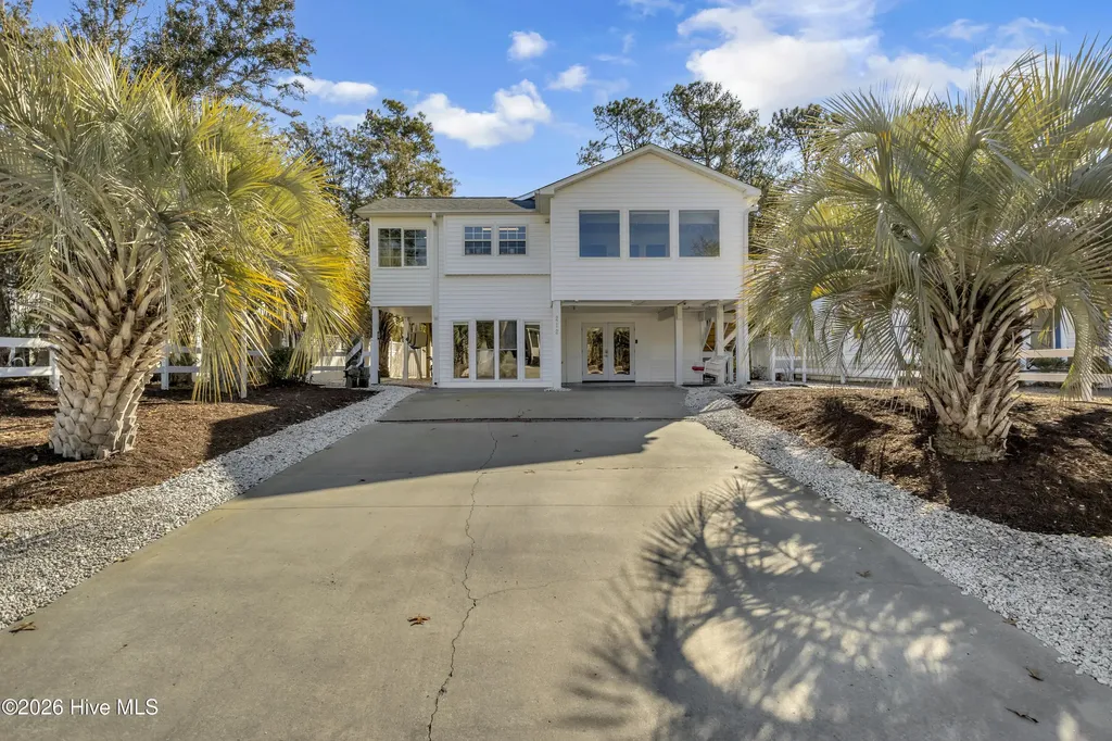 212 NE 35th Street Oak Island NC 28465
