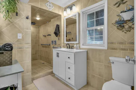 212 NE 35th Street Oak Island NC 28465