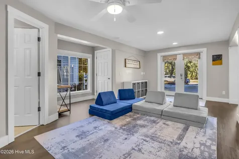 212 NE 35th Street Oak Island NC 28465